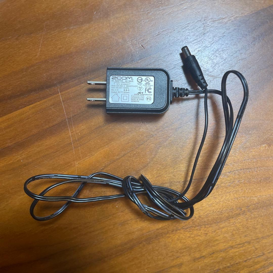 【美品】ZOOM G2X FOUR アダプター付き マルチエフェクター