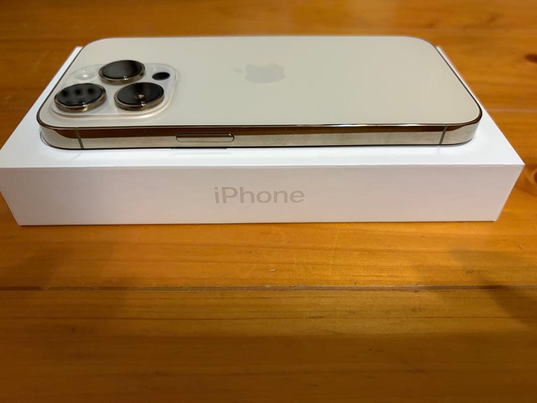 か*ん様 iPhone 14 Pro ゴールド 本体 1TB SIMフリー　Ap