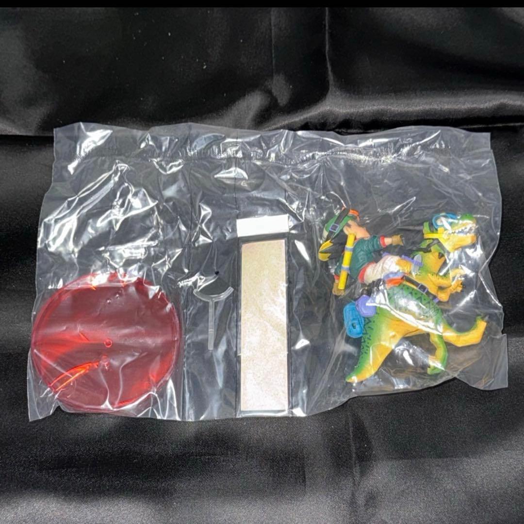 一番くじWCFドラゴンボール ラストワン賞 ドラゴン & 悟空フィギュア