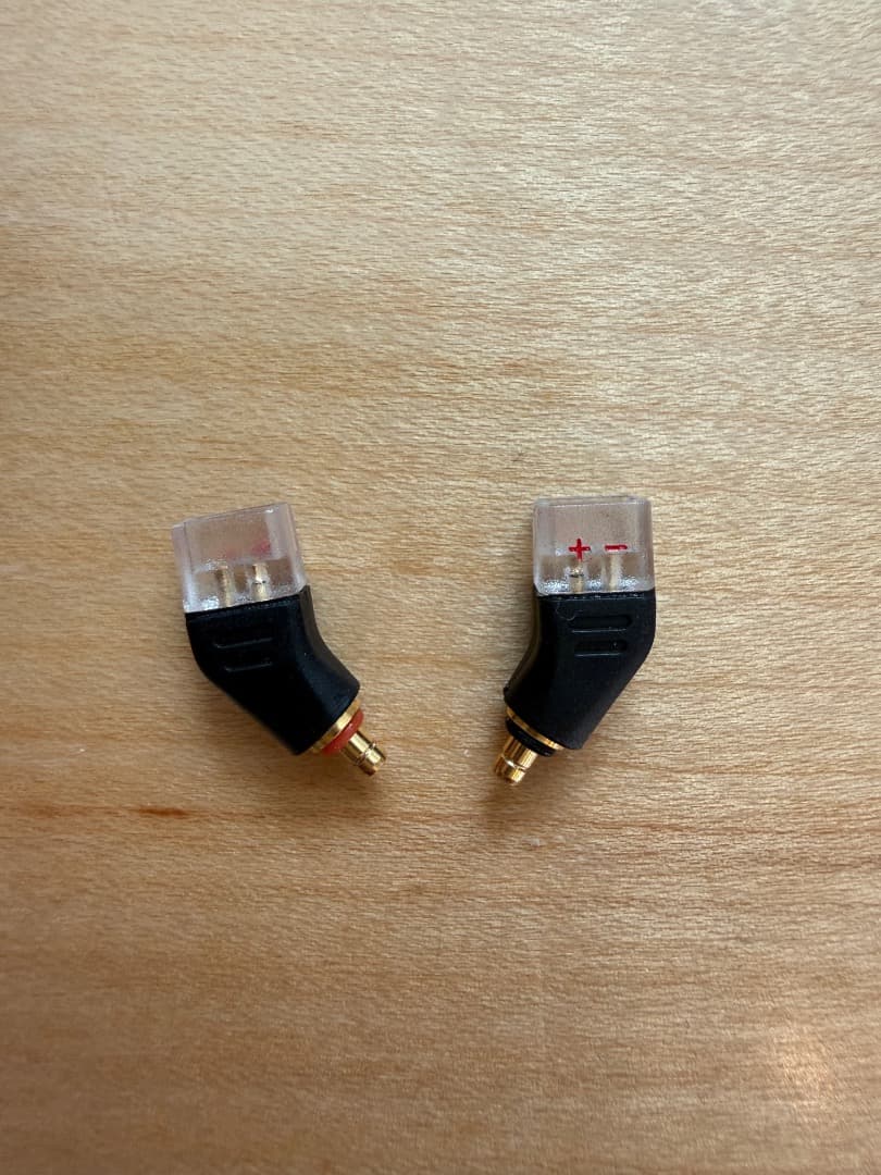 iFi GO pro + MACH60本体 + おまけでT2-2pinアダプタ