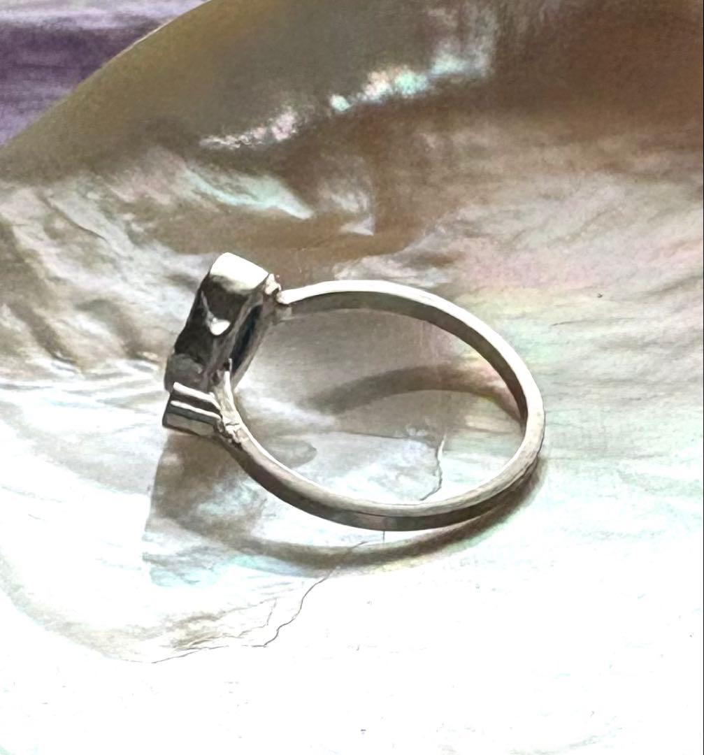 カービングアクアマリンのリング