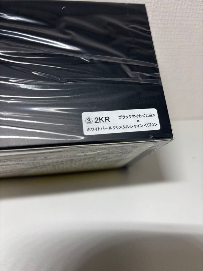 トヨタ⭐️ヤリスクロス⭐️ミニカー　黒✖️白　2トーンカラー　新品未開封　透明ケース入