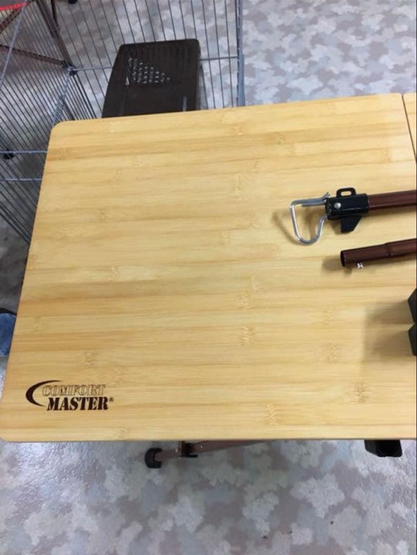 Coleman コンフォートマスターのキッチンテーブル