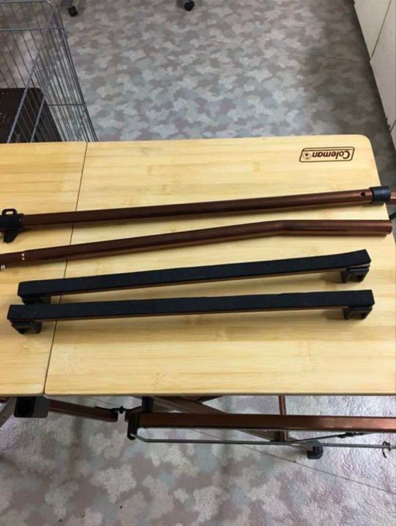 Coleman コンフォートマスターのキッチンテーブル