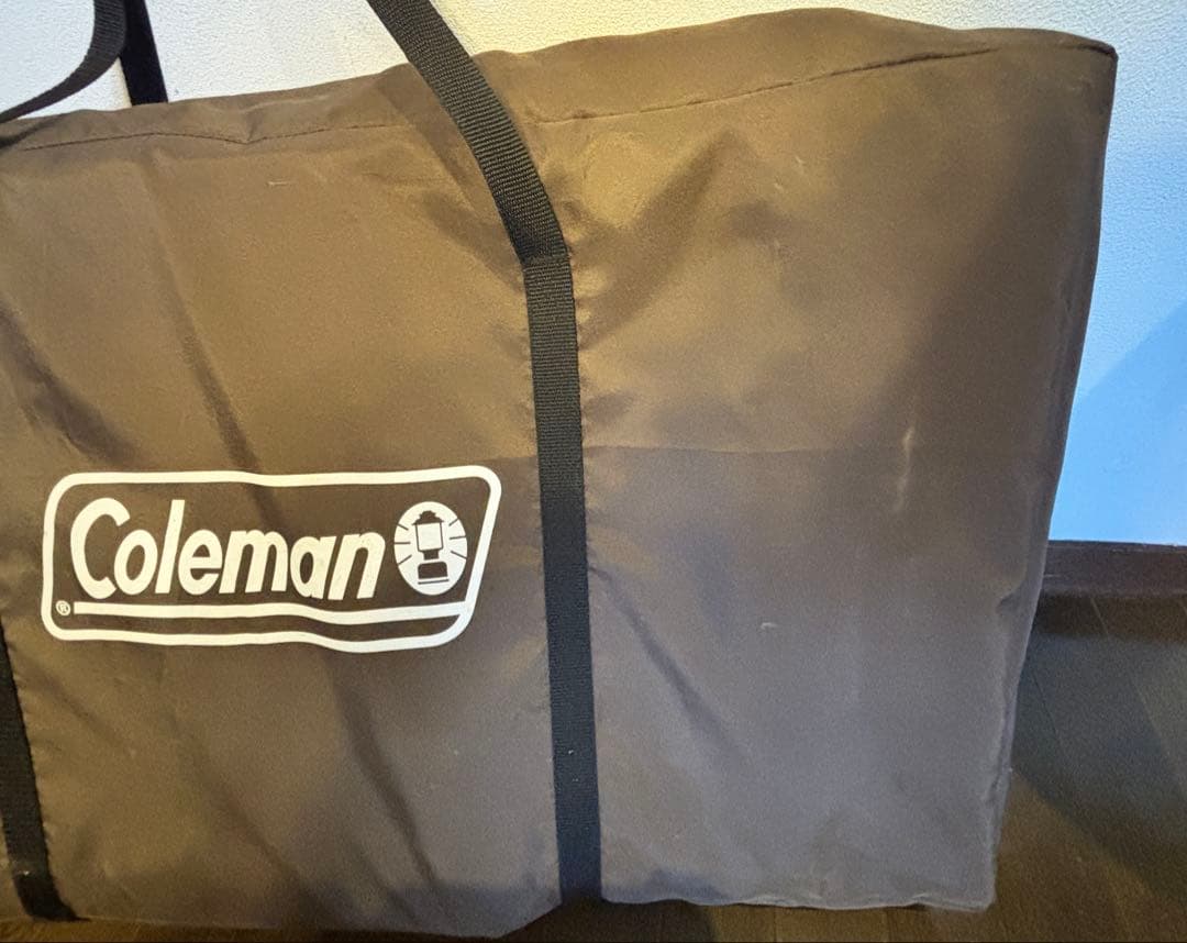 Coleman コンフォートマスターのキッチンテーブル