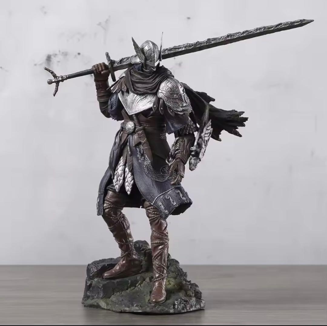 エルデンリング　追跡者　高さ24cm 海外フィギュア