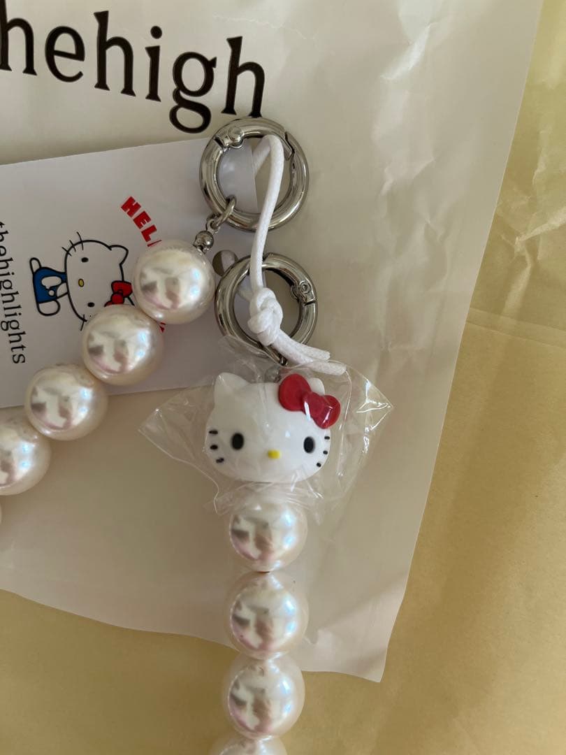 完売品 thehigh lighs コラボ　キティストラップ