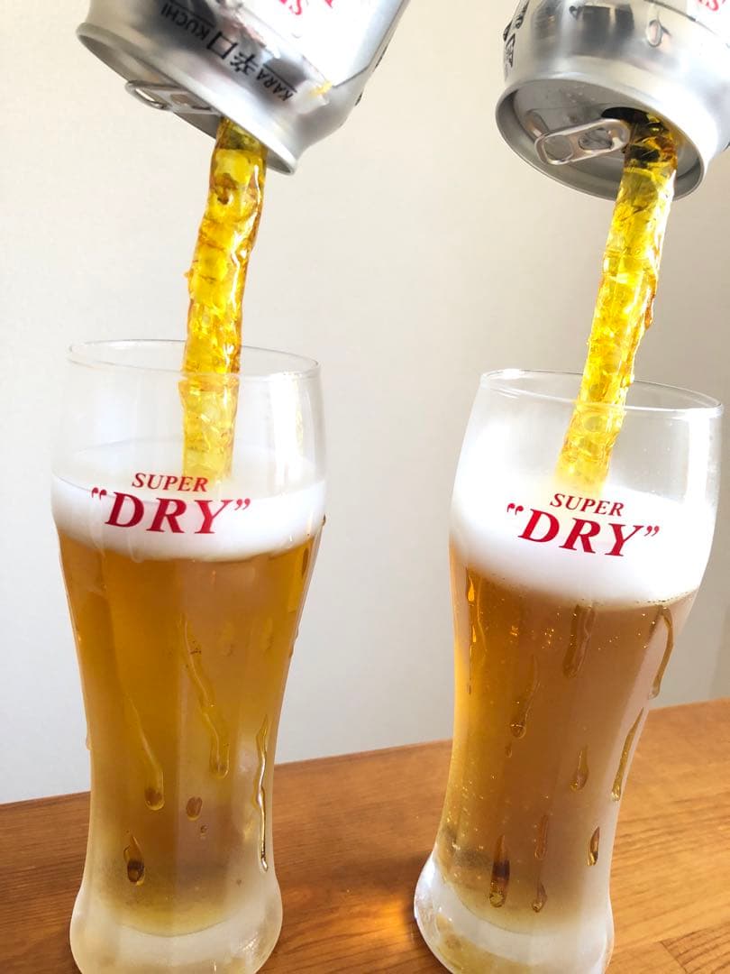 akijude　持ち上げビール　麒麟一番搾り　スーパードライ