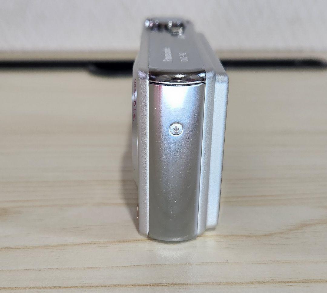 デジタルカメラ Panasonic LUMIX