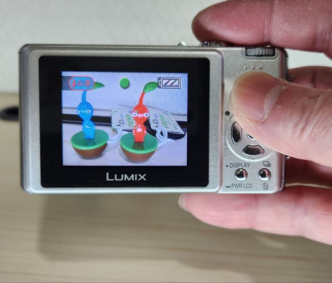 デジタルカメラ Panasonic LUMIX