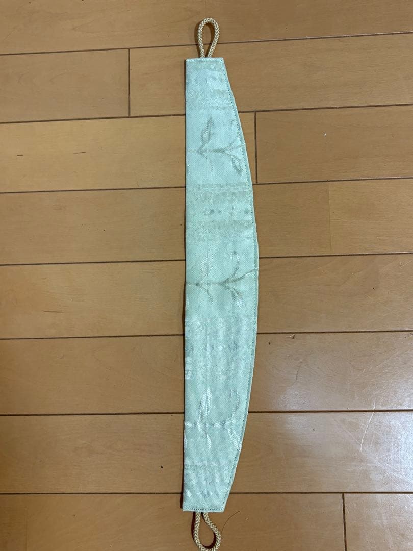 梅田オーダー カーテン4枚セット 132×214 薄緑 ラメ入りレース 美品