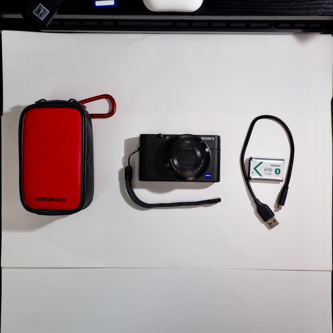 SONY DSC-RX100 初代コンパクトデジタルカメラ ZEISSレンズ付き