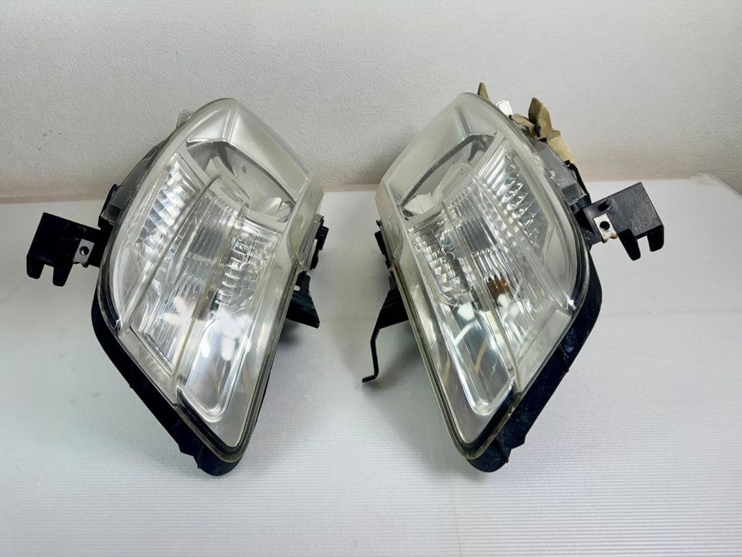 割れあり大傷 日産セレナ C25 前期　ヘッドライト 左右