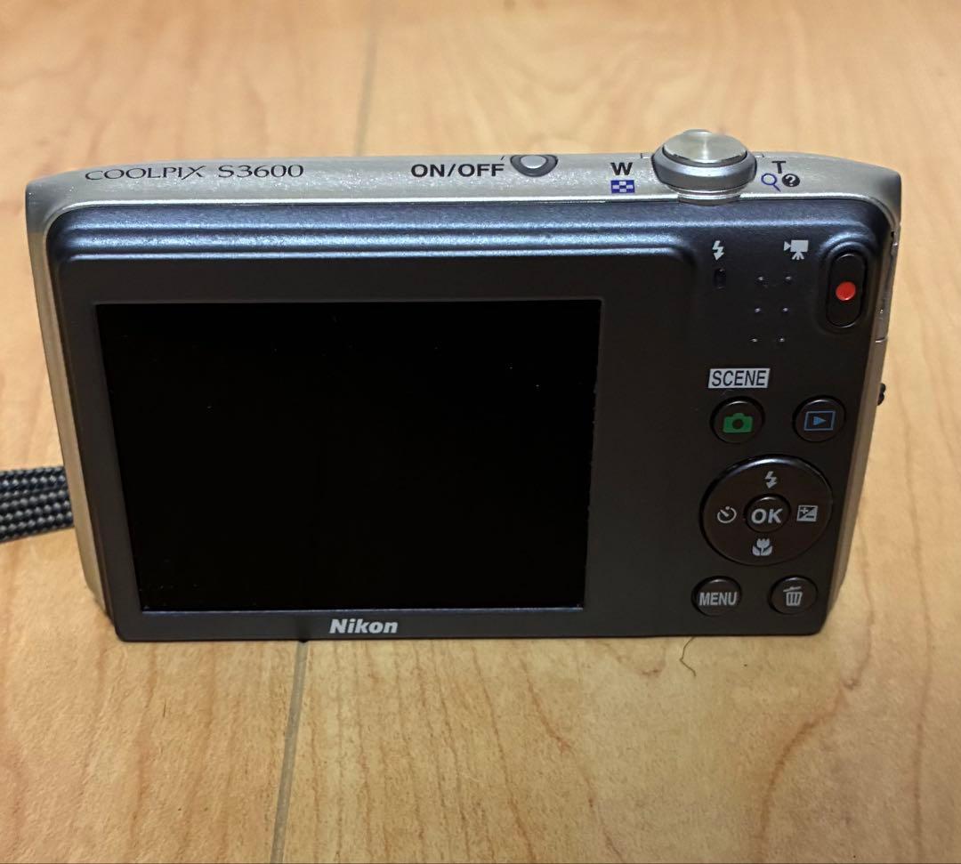 Nikon COOLPIX s3600 付属品完備