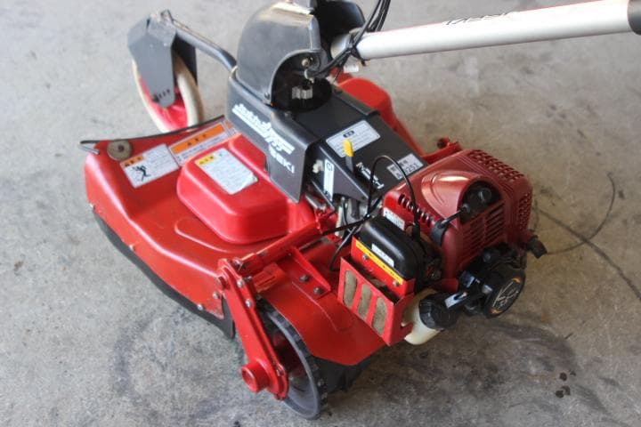草刈機　イセキ　たすかる555　RK555　A9251