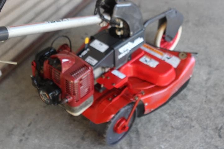 草刈機　イセキ　たすかる555　RK555　A9251