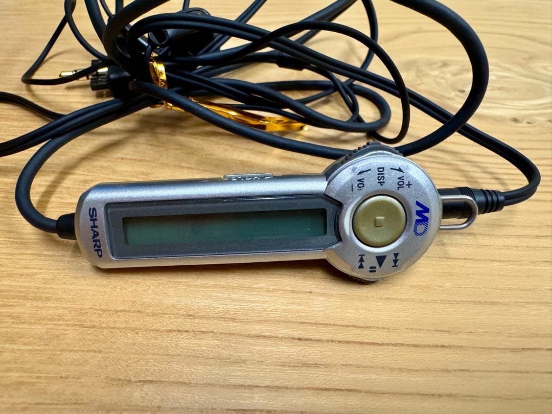 SHARP MDウォークマン MDプレーヤー 動作確認済 MD-SS321-S