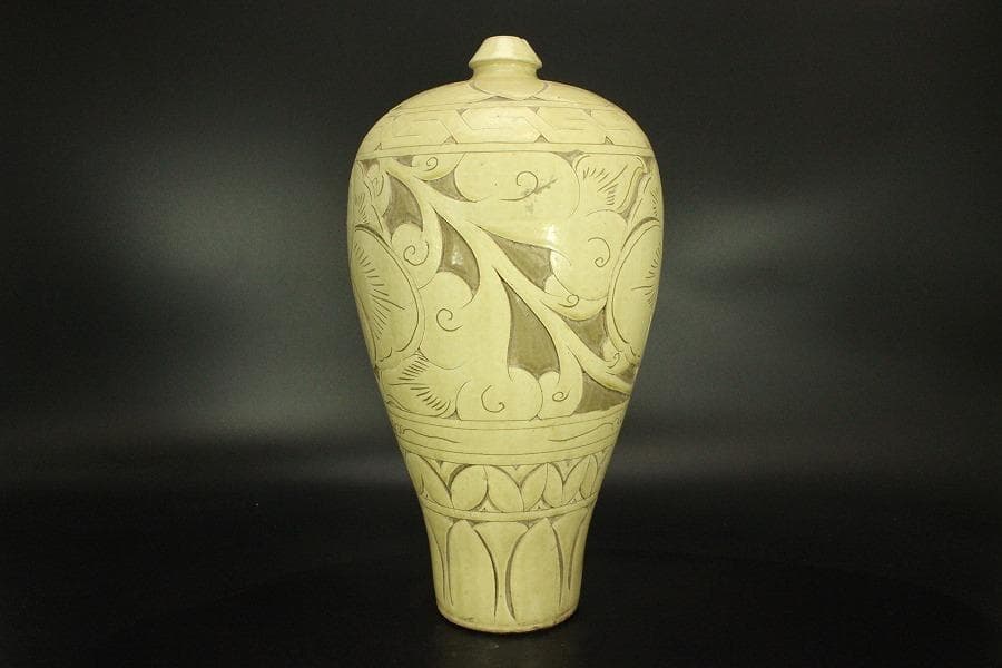 中国美術 磁州窯 纏枝蓮花 梅瓶(HA522)