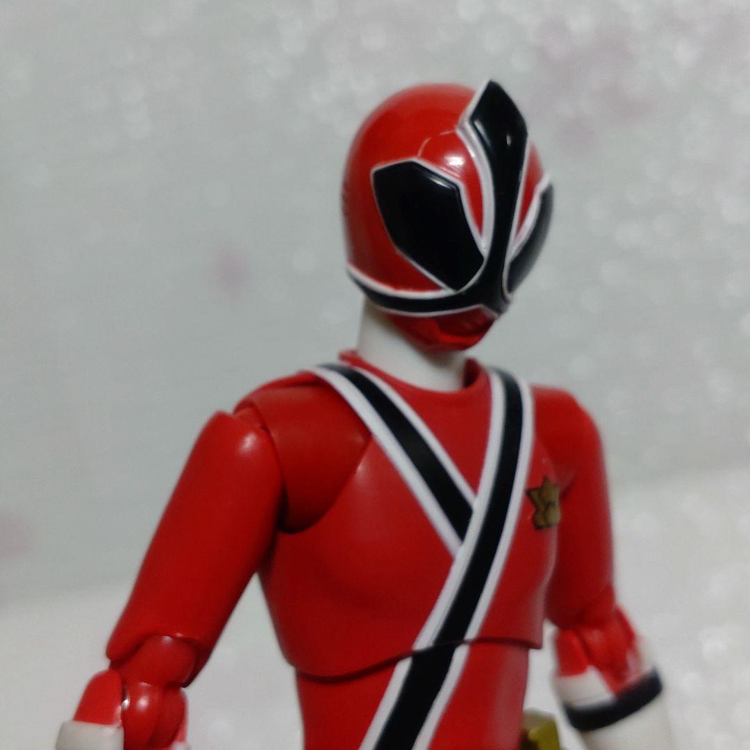 S.Hフィギュアーツ　シンケンレッド