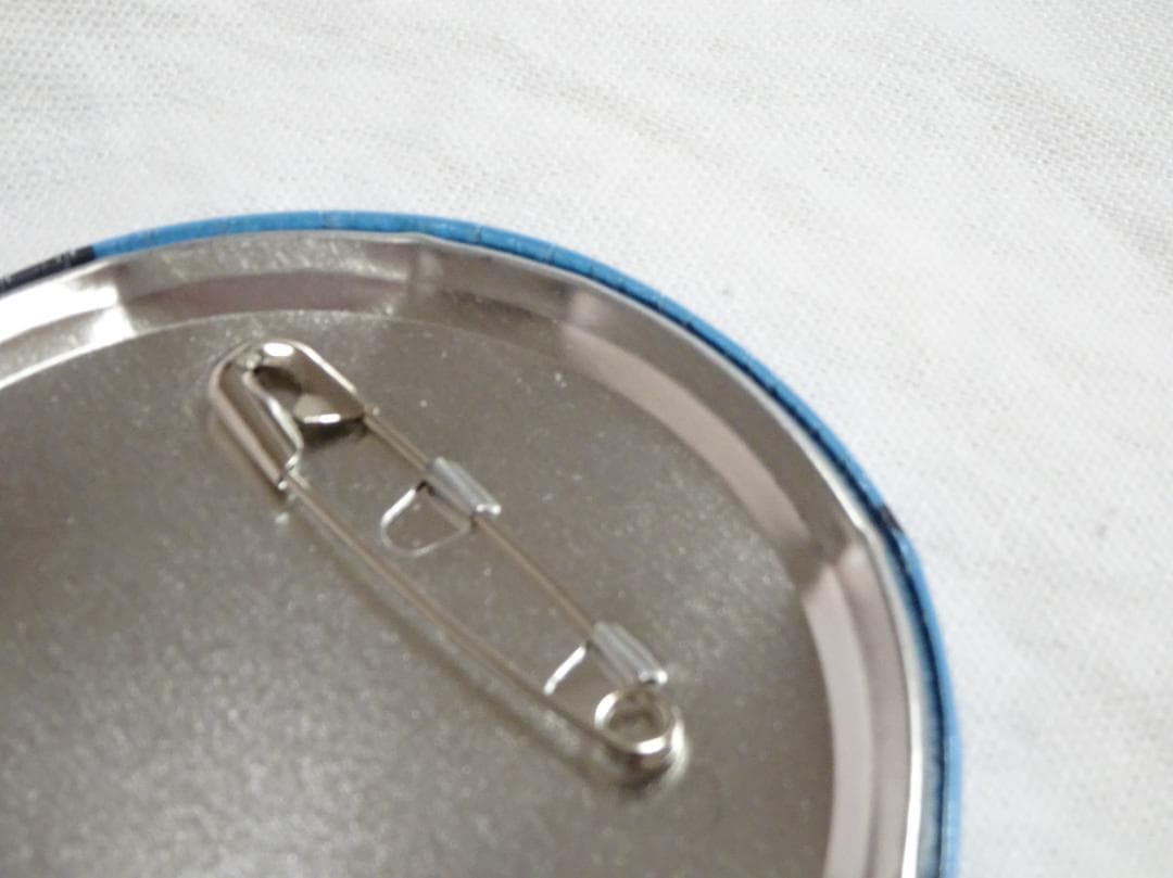 うらみちお兄さん キャラ福くじ C賞 缶バッジ 表田裏道 ※へこみあり