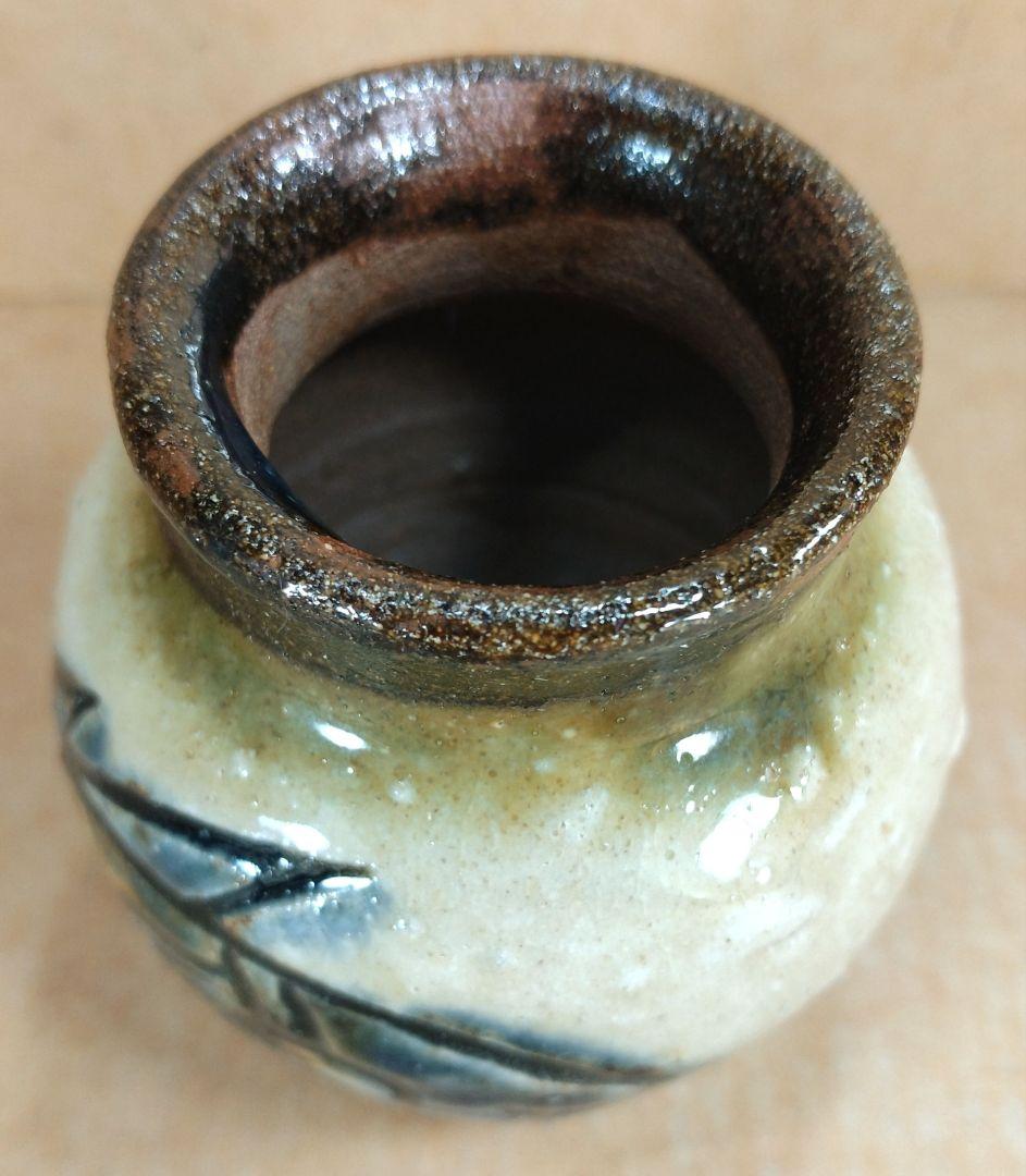 本物保証】金城次郎 小壷(魚文,2匹)共箱 栞 壷屋焼 人間国宝 美品 やちむん