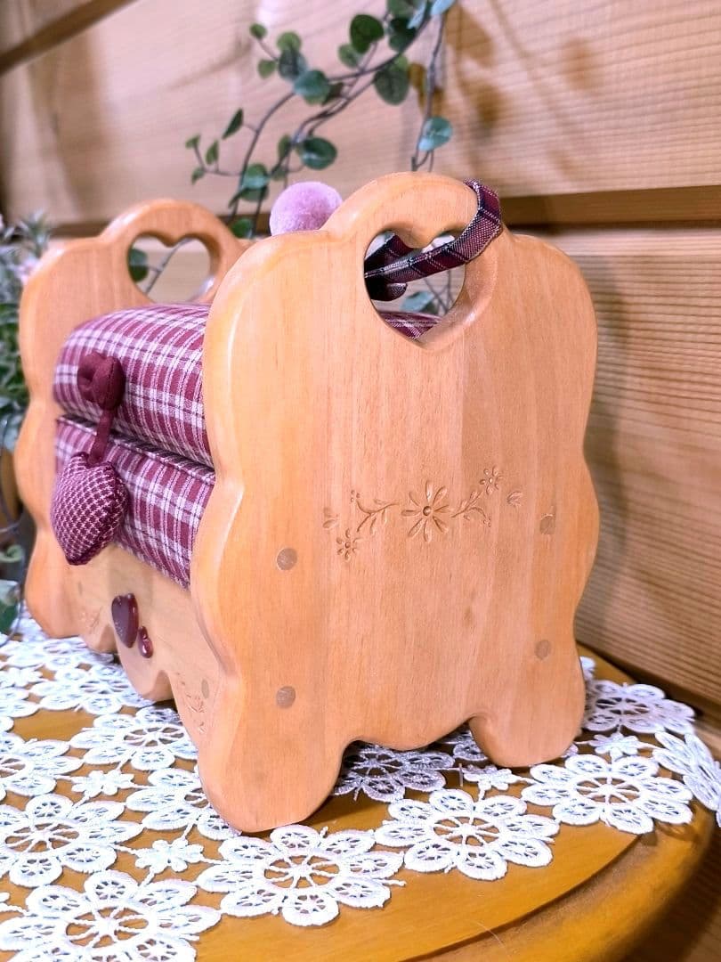 ⭐️アメリカンカントリー雑貨❤オットマンの小物入れ ☘️ハート❤ドールベンチにも