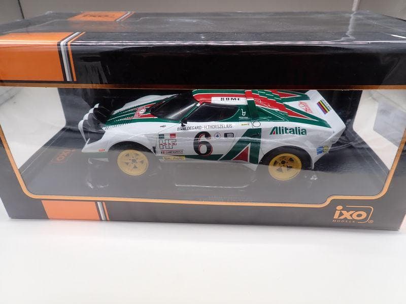 1/18ミニカー ixoランチア・ストラトス HF　イクソ