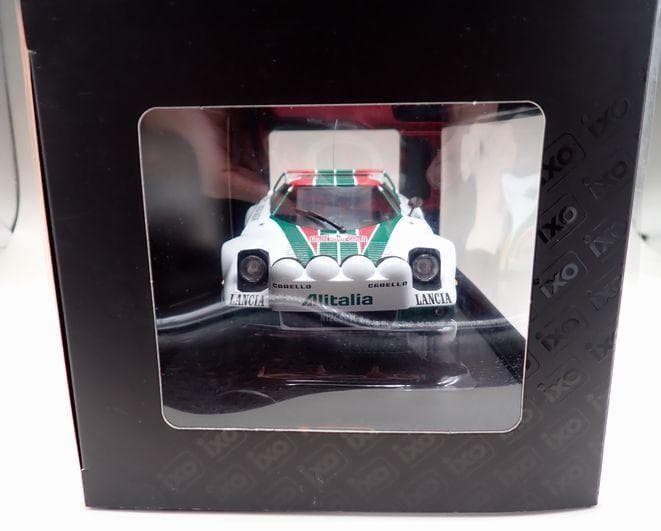 1/18ミニカー ixoランチア・ストラトス HF　イクソ