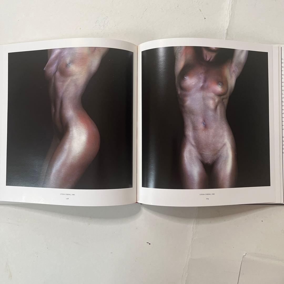 メープルソープの有名な写真集、ALTARS