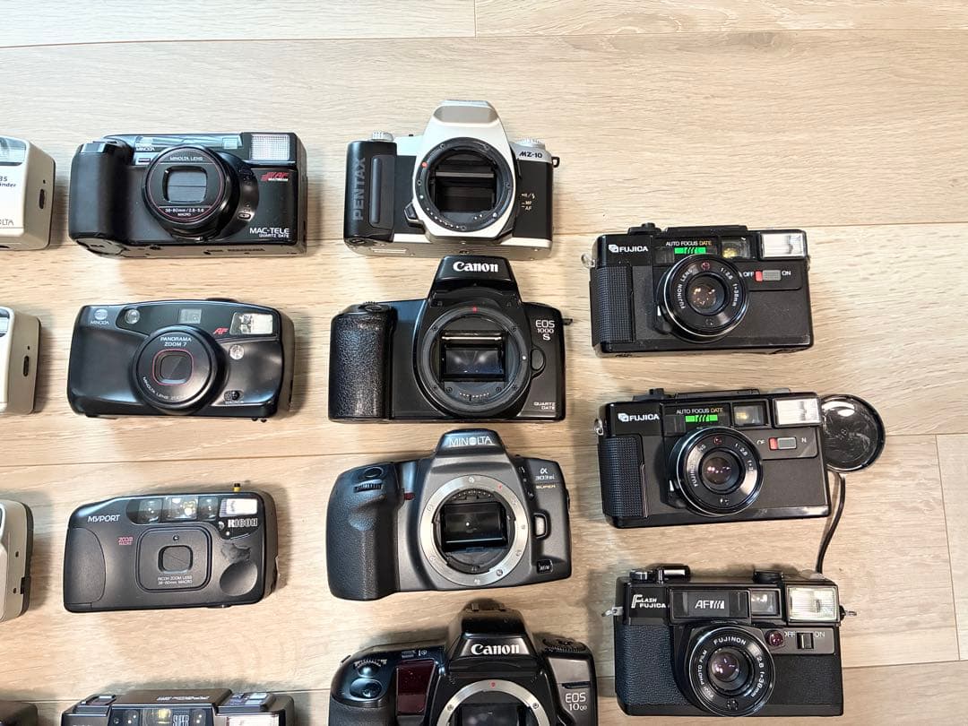 カメラ等　まとめ売り 34台　Canon・OLYMPUS・FUJ I・RICOH