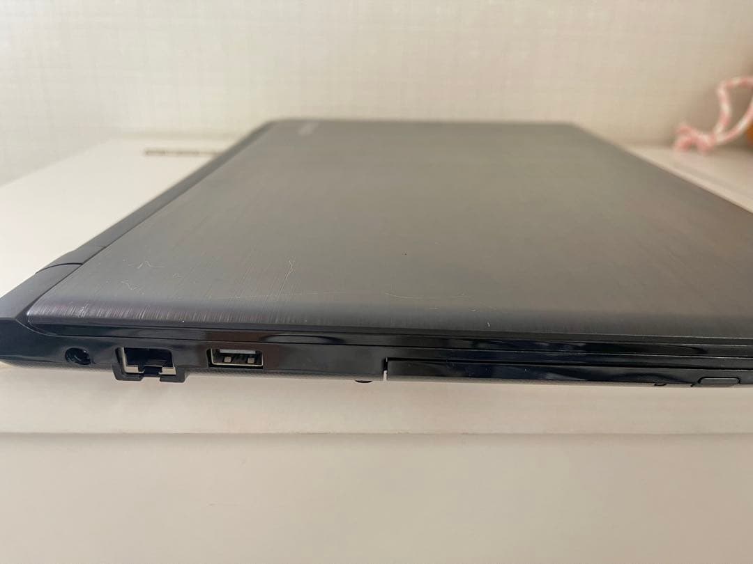 ノートパソコンSSD搭載済み　TOSHIBA dynabook AZ35/VB