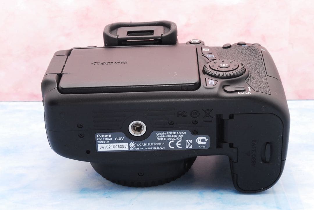 キャノン EOS 70D◎一眼レフカメラ◎Wi-Fi◎手ぶれ補正◎超望遠レンズ付