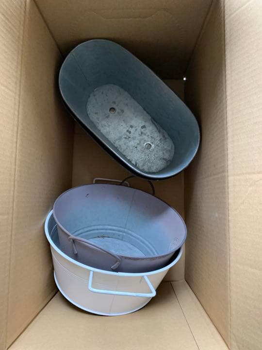 プランター４個セット　送料込み価格