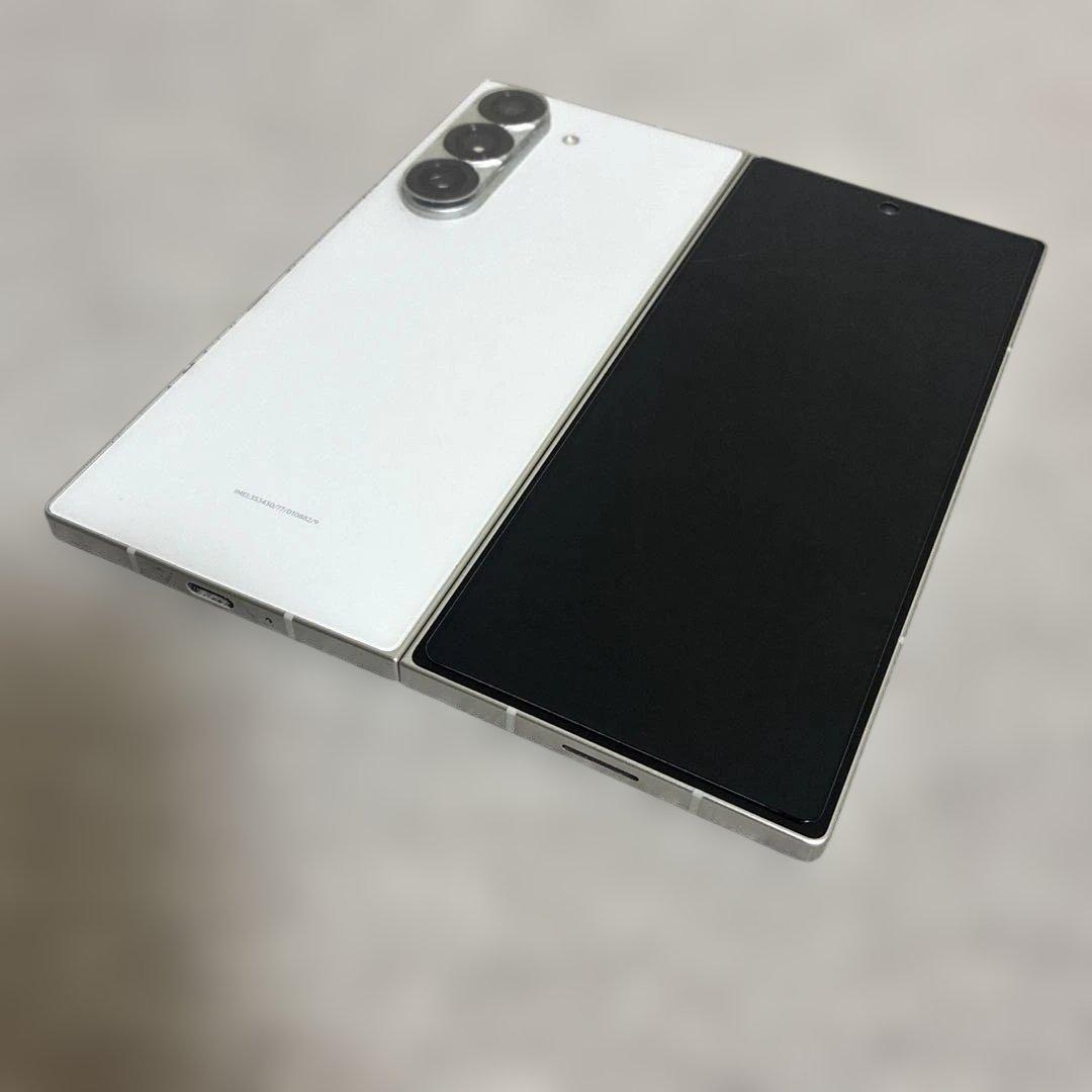 Galaxy Z FOLD6 256GB ホワイト　シルバー