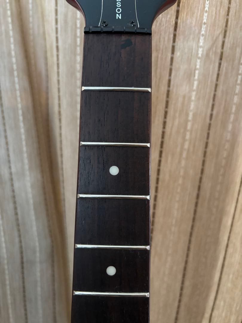 Epiphone Les Paul Special 限定ワイン　クロームブラック