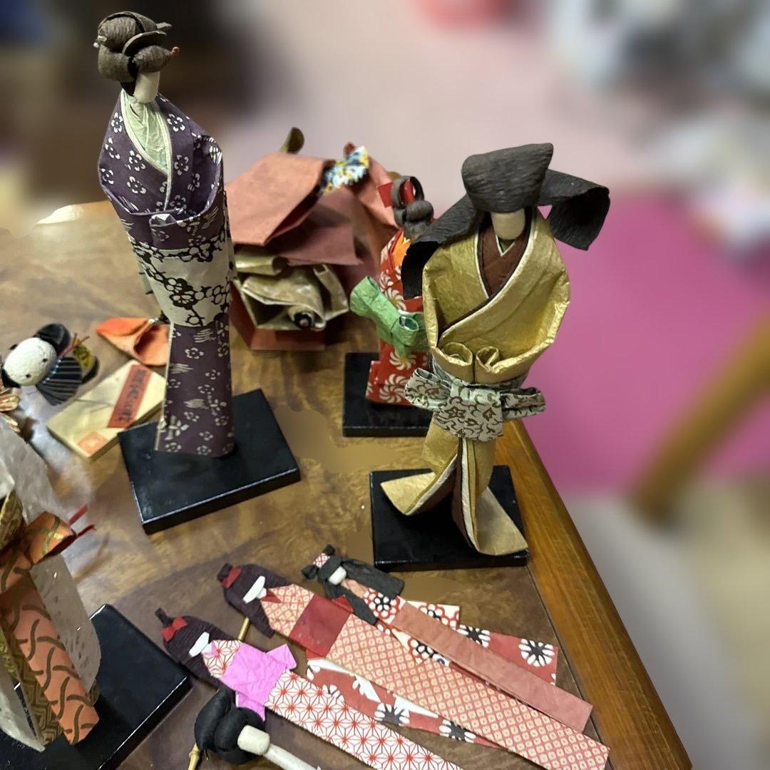 和紙人形　伝統的な和服　日本人形　セット 35点セート