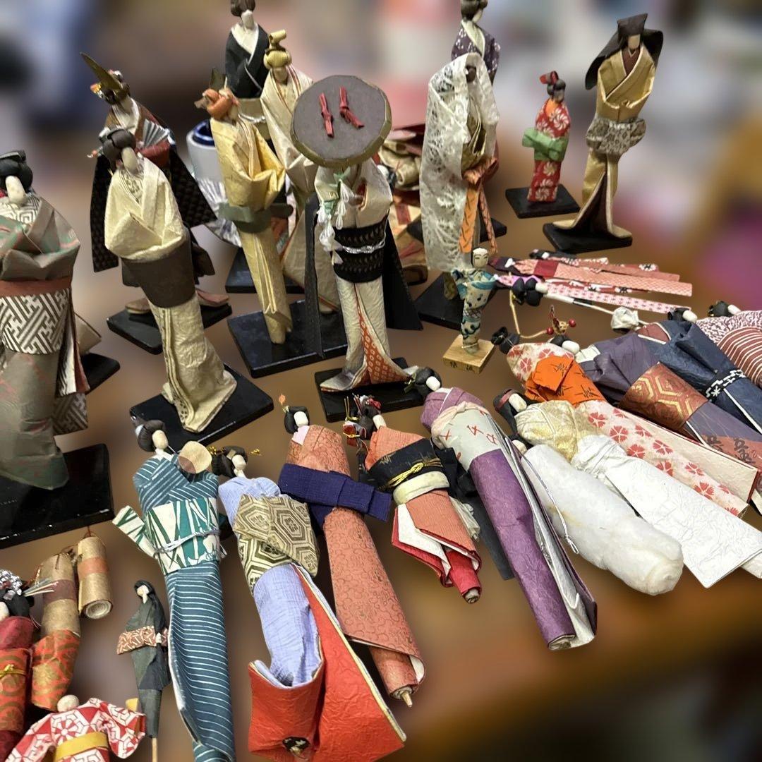 和紙人形　伝統的な和服　日本人形　セット 35点セート