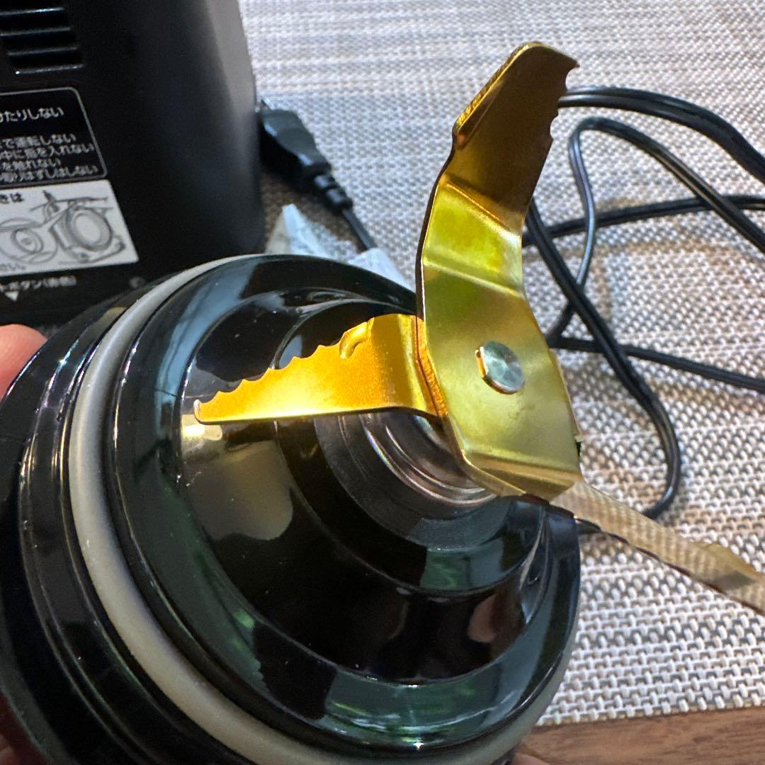 2025年製 ZOJIRUSHI ミルつきミキサー 2回使用品