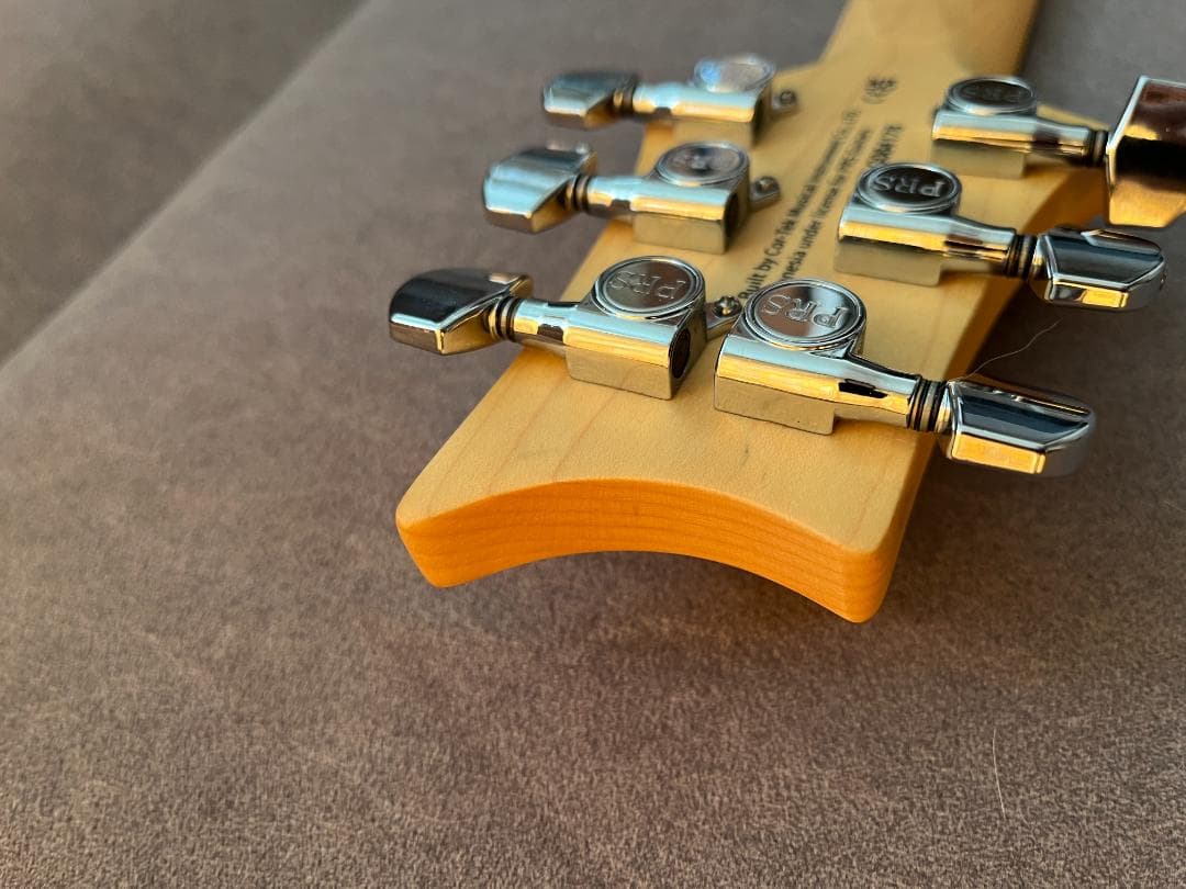 【美品】PRS SE Swamp Ash Special Iri Blue
