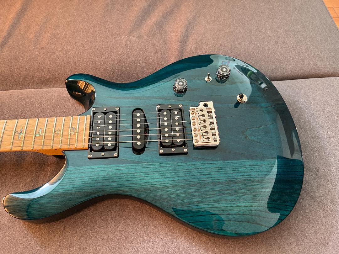 【美品】PRS SE Swamp Ash Special Iri Blue