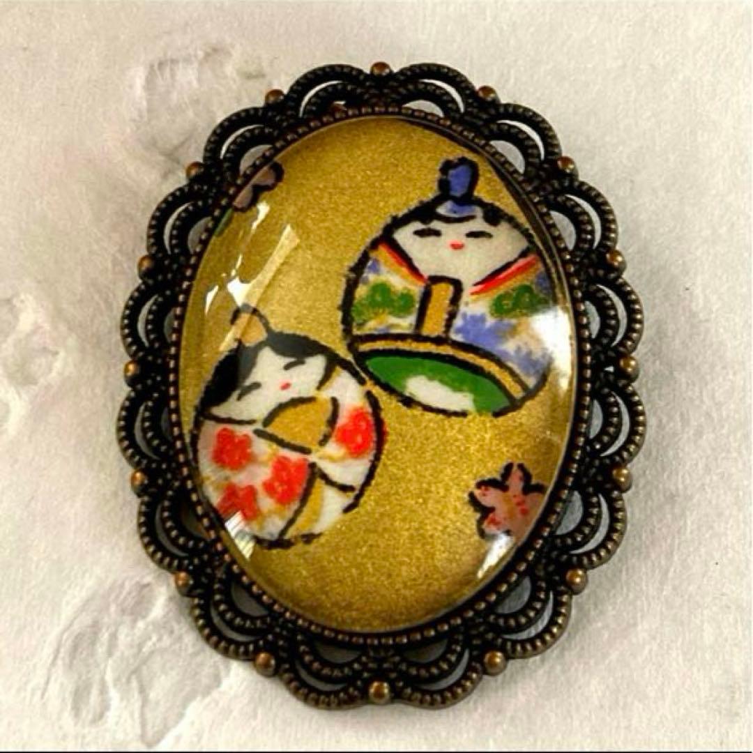 金彩和紙千代紙を使った お雛様のブローチor マグネット 金古美枠 たまご雛