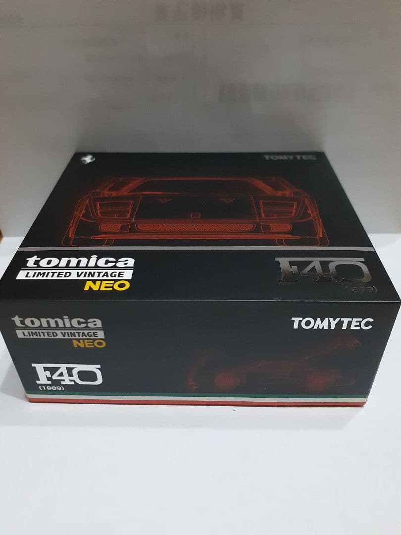 トミカTLV-N フェラーリF40 (1989) 赤お正月限定特売セール中‼️