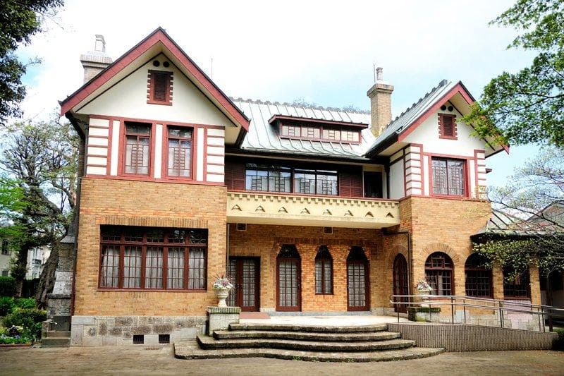 昭和レトロ洋館「山本有三記念館」　着色模型