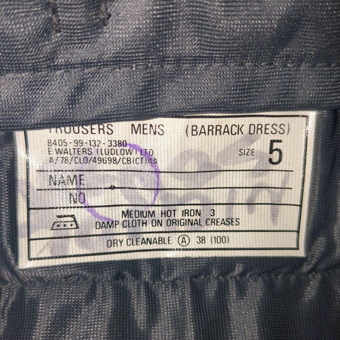 イギリス軍　カーキーシャツ（長袖＋半袖）グリーントラウザス