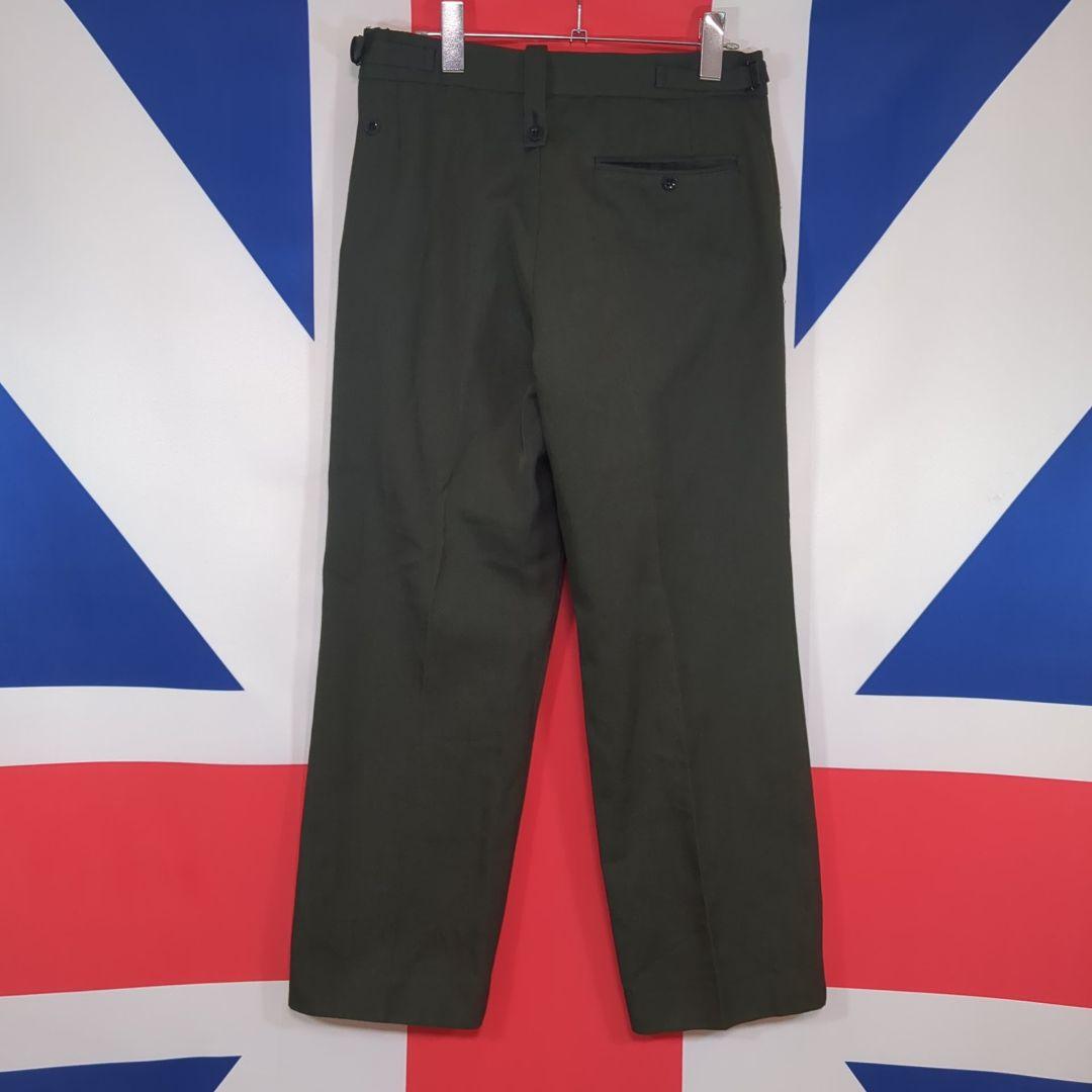 イギリス軍　カーキーシャツ（長袖＋半袖）グリーントラウザス