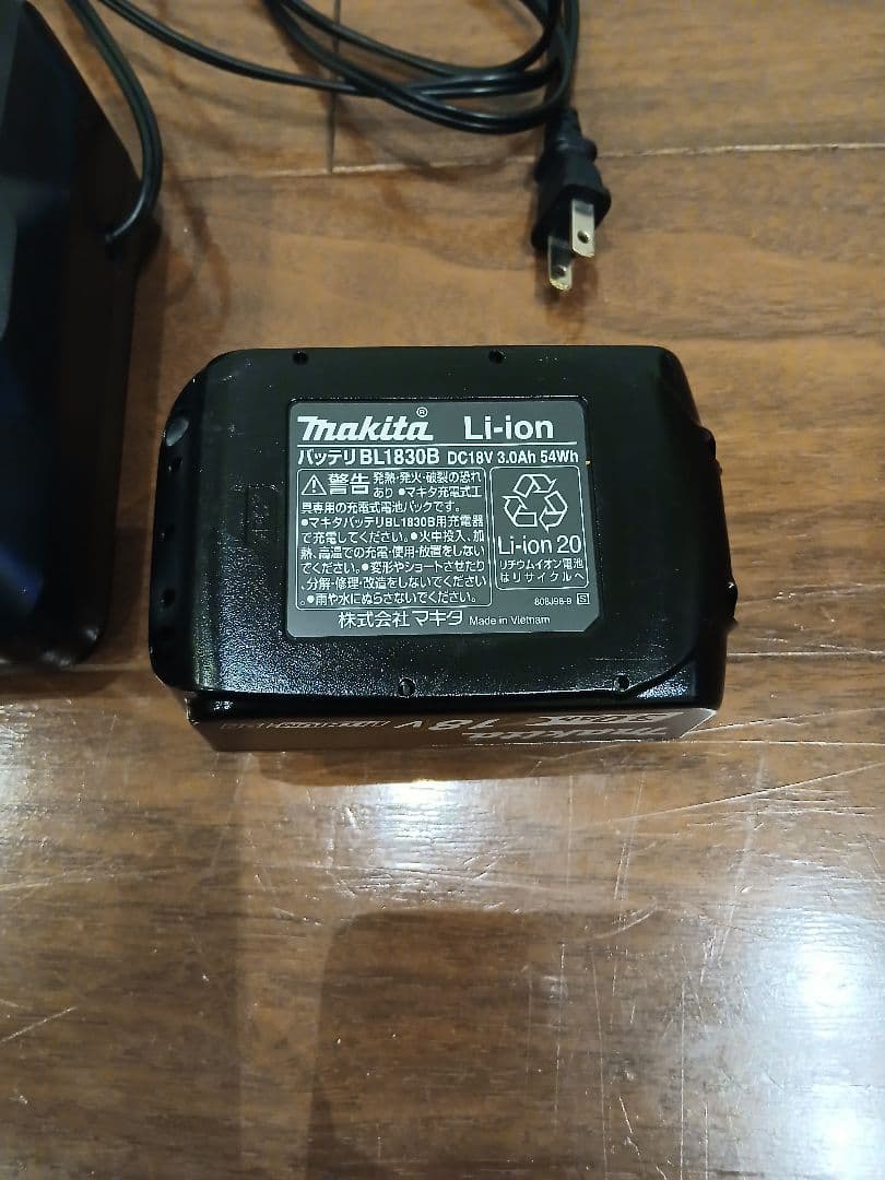makita マキタ クリーナー CL281FD　サイクロン付き