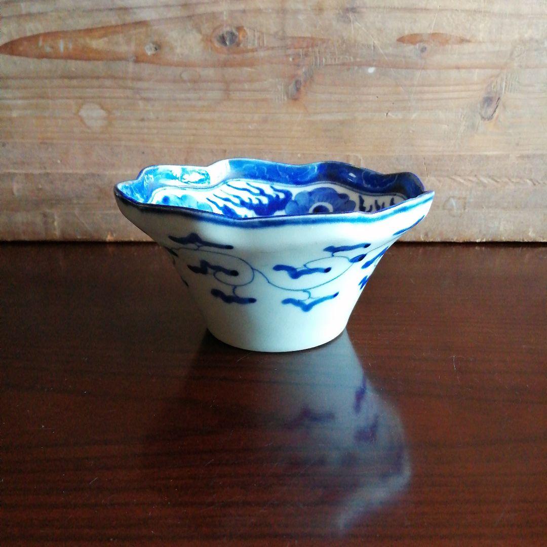 古伊万里　染付波頭縁中鉢　14.5cm　江戸後期