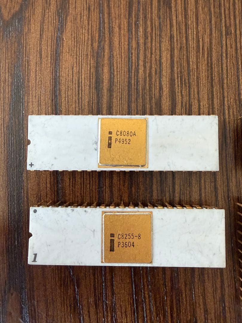 Intel 8080 セラミック 金蓋 C8080 CPU