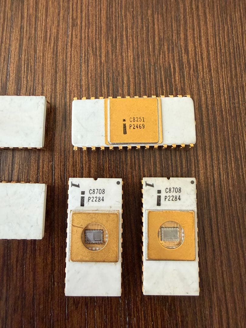 Intel 8080 セラミック 金蓋 C8080 CPU