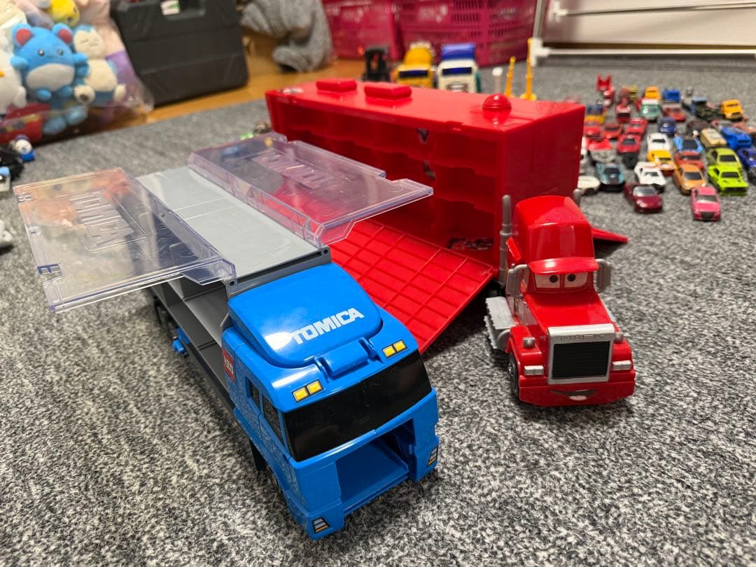 ミニカー　とみか 約100台以上セット カーズキャラクター含む